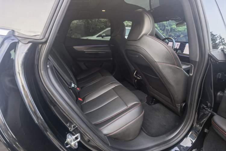 Used XPeng P7 2023 P7i 702 Pro Interior 2