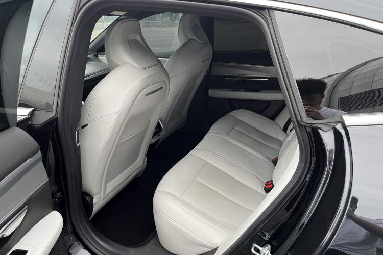 Used XPeng P7 2023 P7i 702 Pro Interior 3