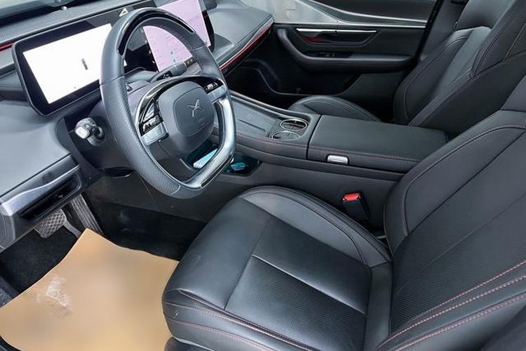 Used XPeng P7 2023 P7i 702 Max Interior 5