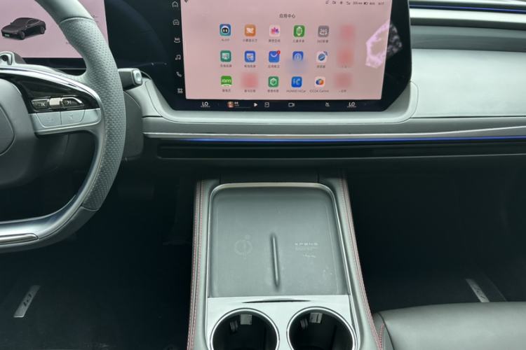 Used XPeng P7 2023 P7i 702 Pro Interior 8