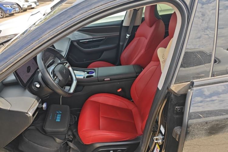 Used XPeng P7 2023 P7i 610 Max Performance Edition Left Front Seat
