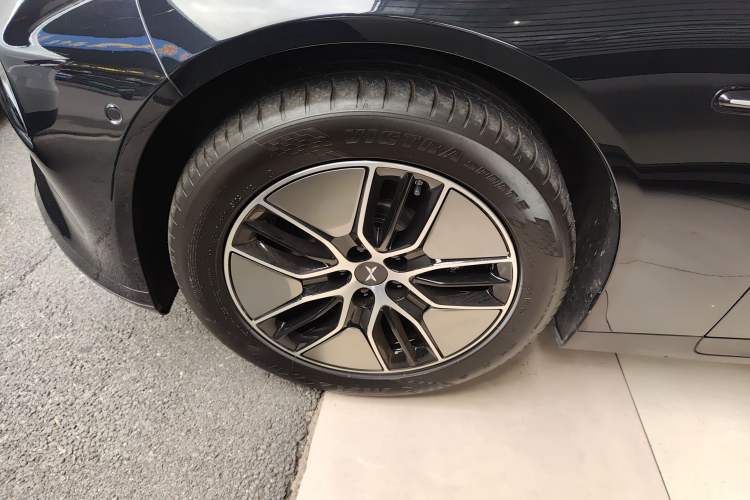 Used XPeng P7 2023 P7i 702 Pro Left Front Wheel Hub