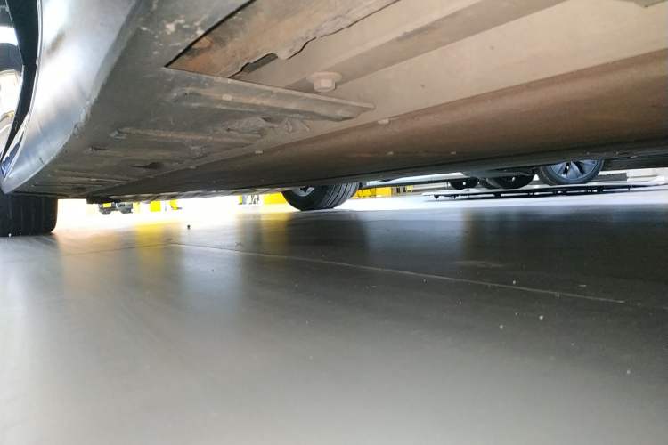 Used XPeng P7 2023 P7i 702 Max Left Side Sill