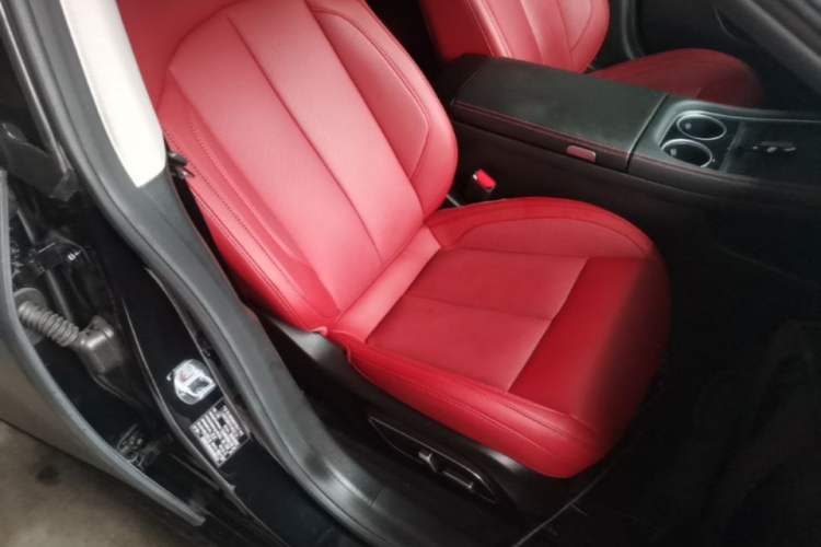 Used XPeng P7 2023 P7i 702 Pro Right Front Seat