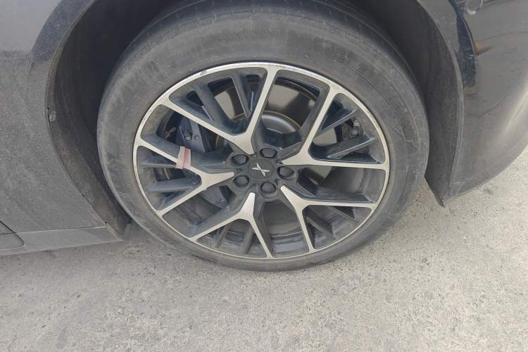 Used XPeng P7 2023 P7i 702 Pro Right Front Wheel Hub