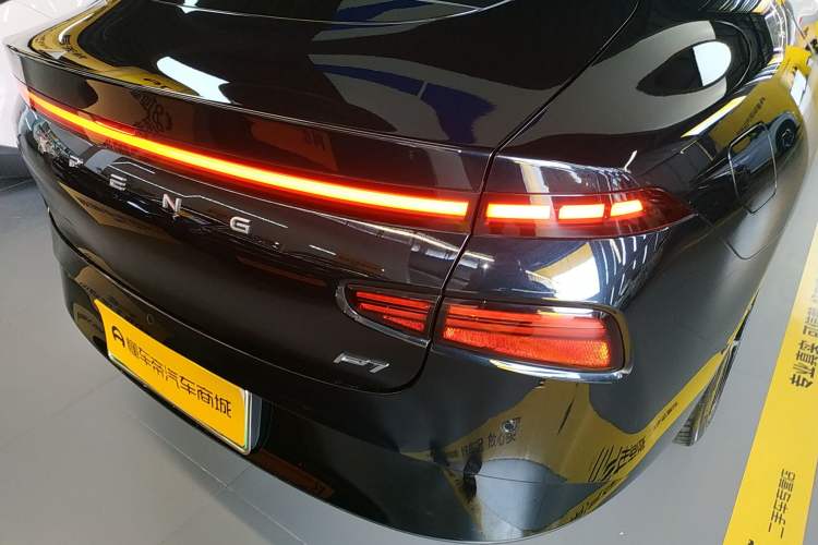 Used XPeng P7 2023 P7i 702 Max Right Rear Taillight