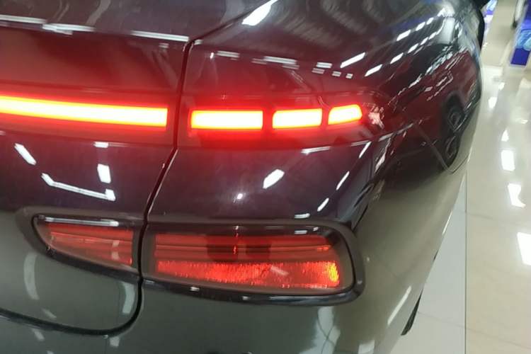 Used XPeng P7 2023 P7i 702 Pro Right Rear Taillight