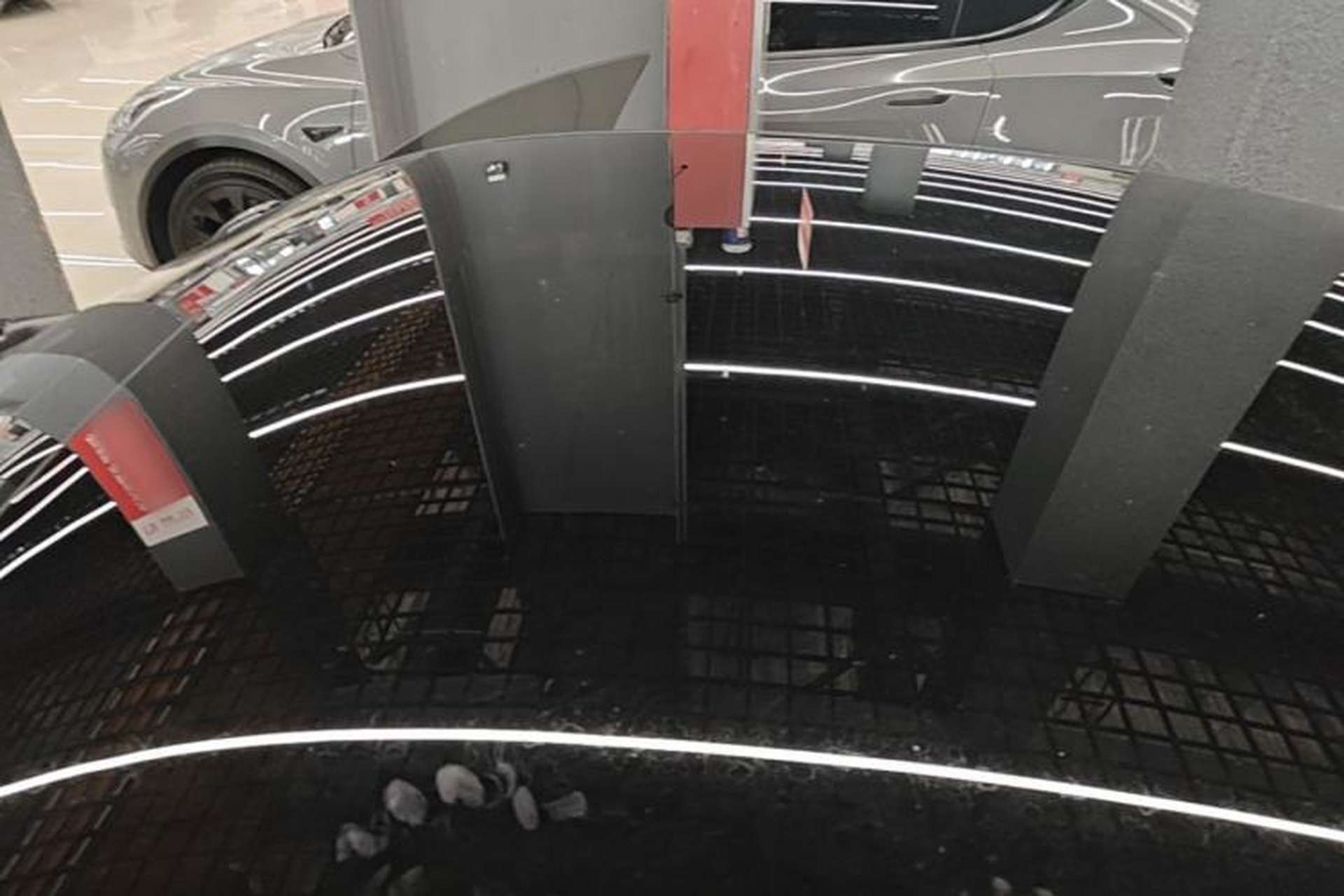 Used XPeng P7 2023 586E Roof