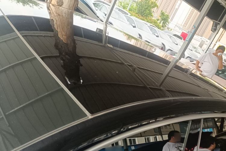 Used XPeng P7 2023 P7i 702 Pro Roof