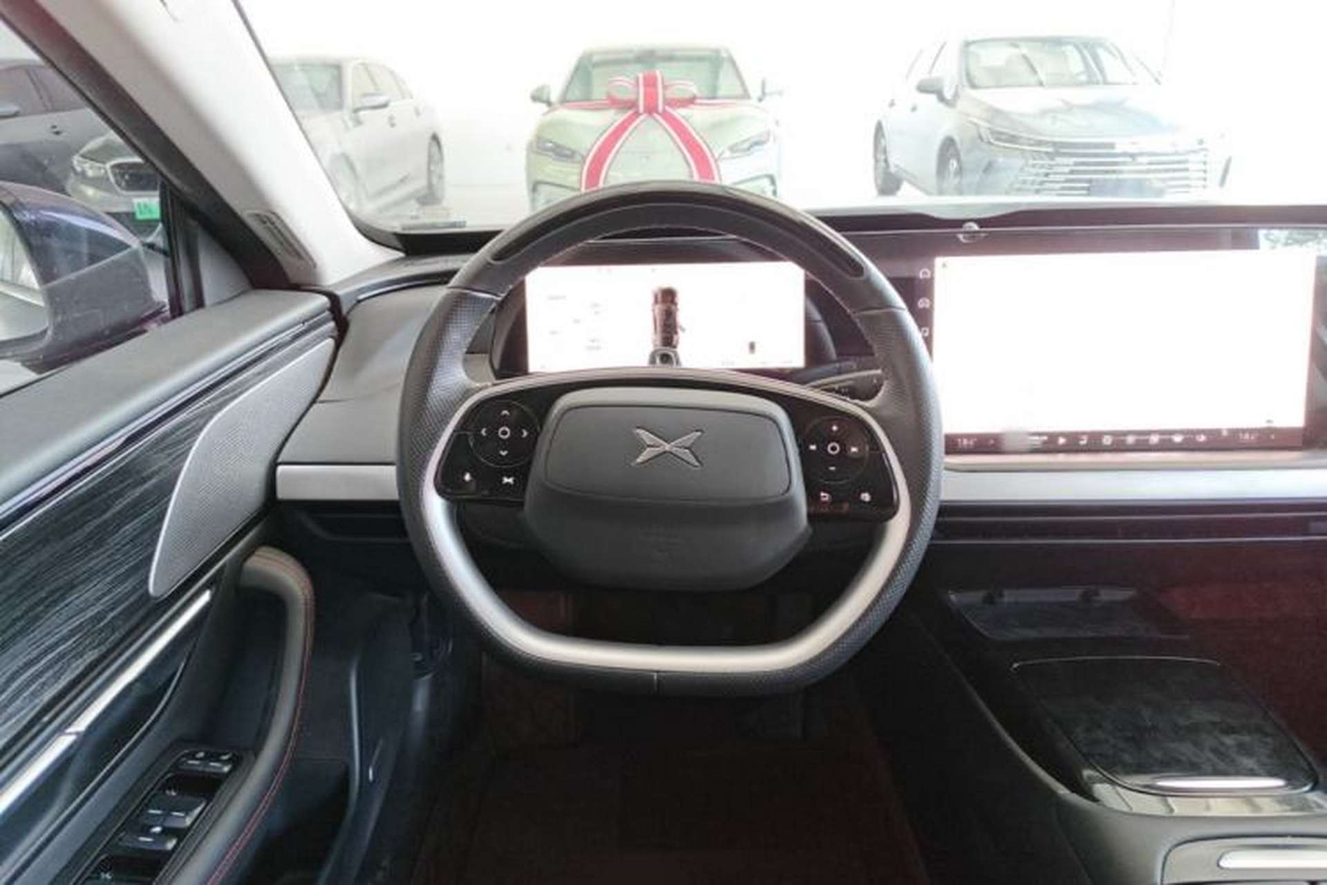 Used XPeng P7 2023 480E Steering Wheel