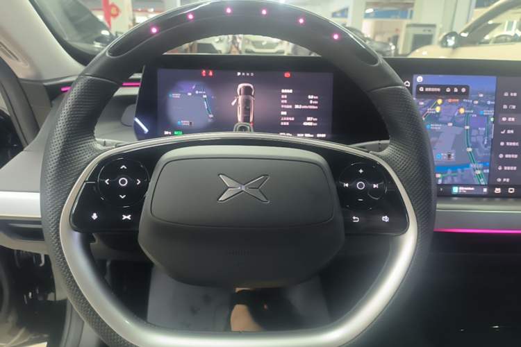 Used XPeng P7 2023 586E Steering Wheel