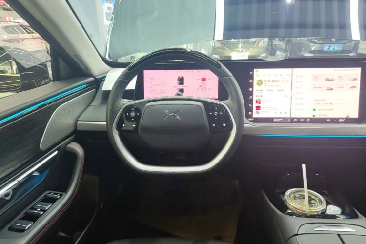 Used XPeng P7 2023 586E Steering Wheel
