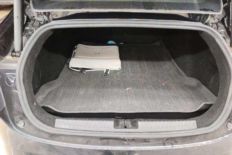 Used XPeng P7 2023 P7i 702 Pro Trunk