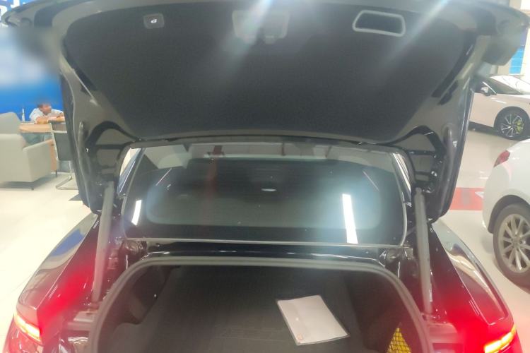 Used XPeng P7 2023 P7i 702 Pro Trunk