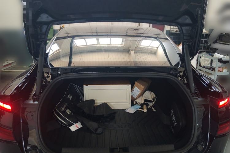 Used XPeng P7 2023 P7i 610 Max Performance Edition Trunk