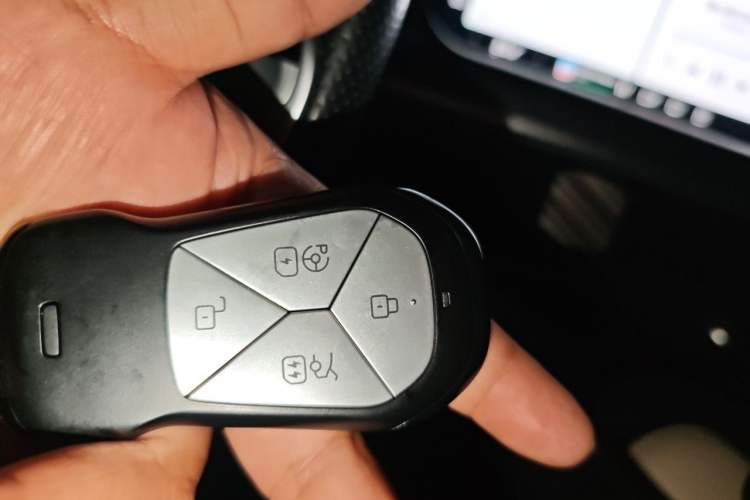 Used XPeng P7 2023 P7i 702 Pro Vehicle Key