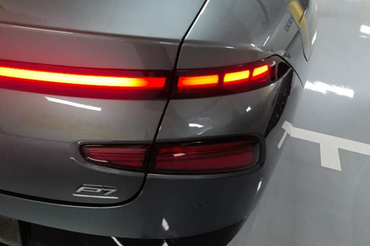 Used XPeng P7 2023 P7i 702 Pro Right Rear Taillight