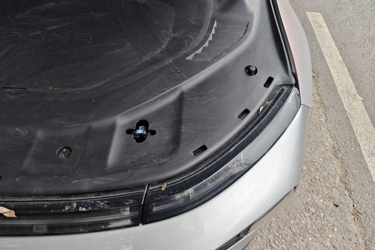 Used XPeng P7 2023 P7i 702 Pro Engine Bay Left