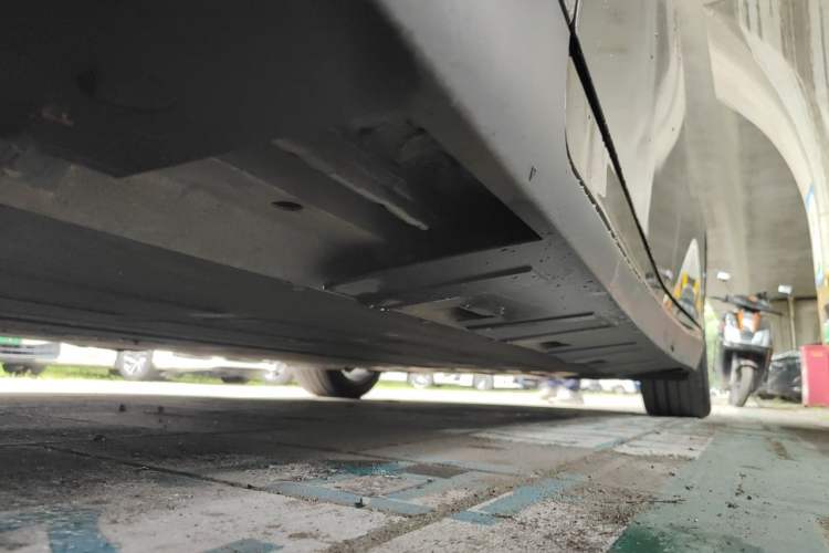 Used XPeng P7 2023 P7i 610 Max Performance Edition Chassis Front Left