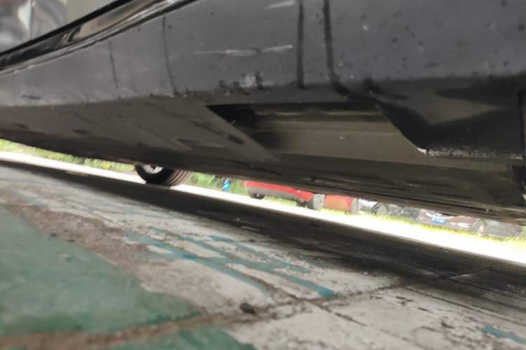 Used XPeng P7 2023 P7i 610 Max Performance Edition Chassis Rear Left