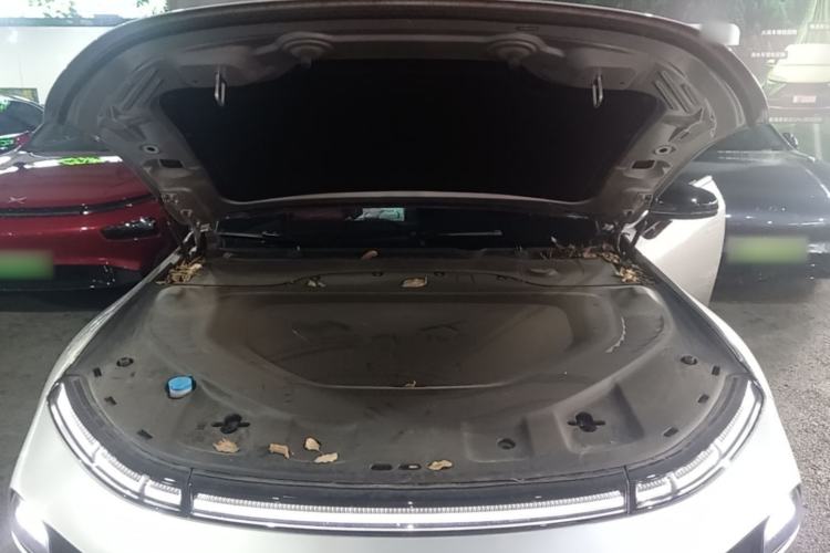 Used XPeng P7 2023 P7i 702 Pro Engine Bay