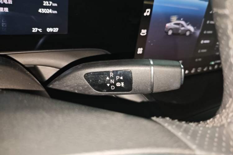 Used XPeng P7 2023 P7i 702 Max Gear Lever