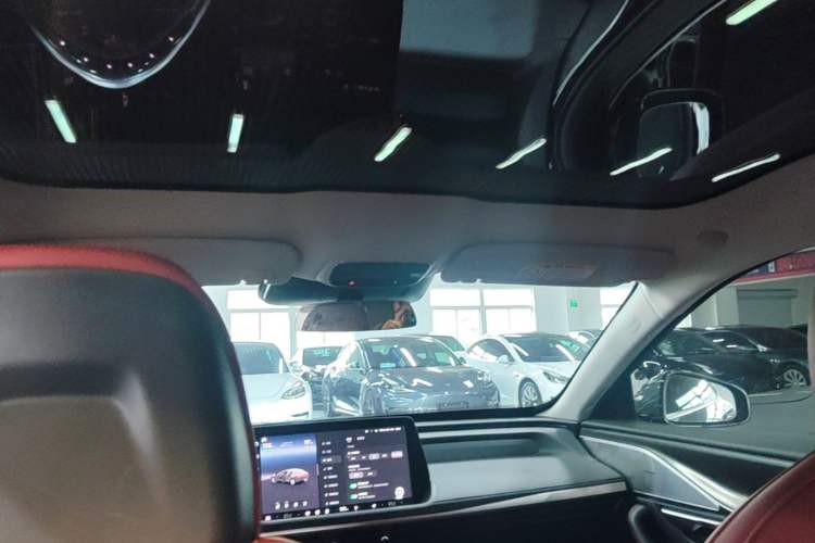 Used XPeng P7 2023 P7i 702 Max Headliner