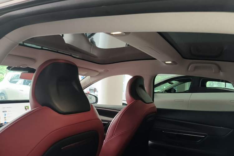 Used XPeng P7 2023 P7i 702 Pro Headliner