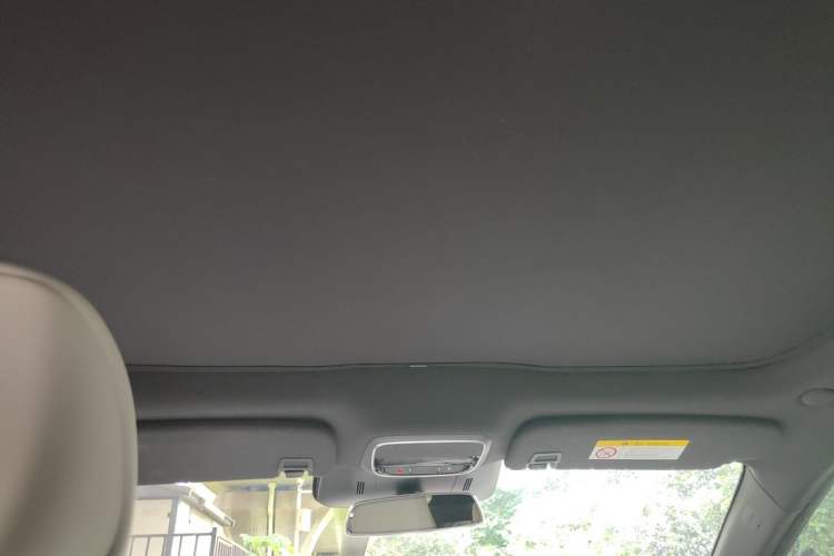 Used XPeng P7 2023 P7i 610 Max Performance Edition Headliner