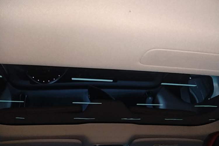 Used XPeng P7 2023 P7i 702 Max Headliner