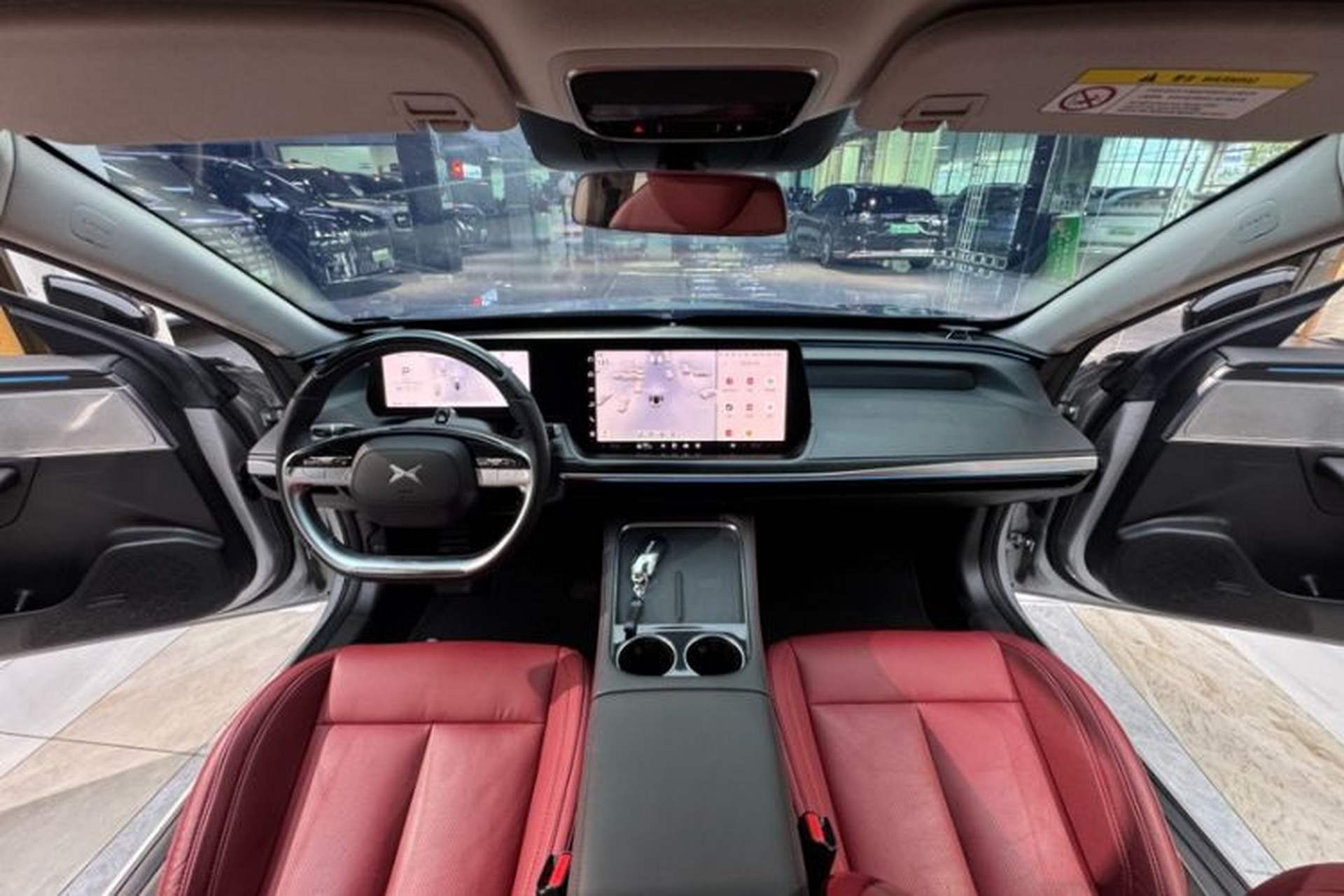 Used XPeng P7 2023 P7i 610 Max Performance Edition Interior 5