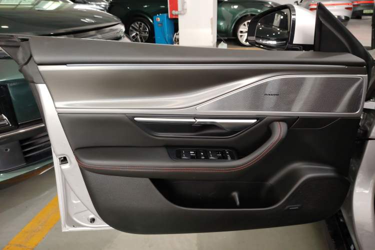 Used XPeng P7 2023 P7i 702 Max Left Front Door Interior