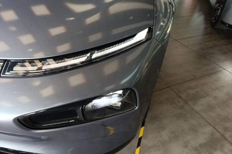 Used XPeng P7 2023 P7i 610 Max Performance Edition Left Front Headlight
