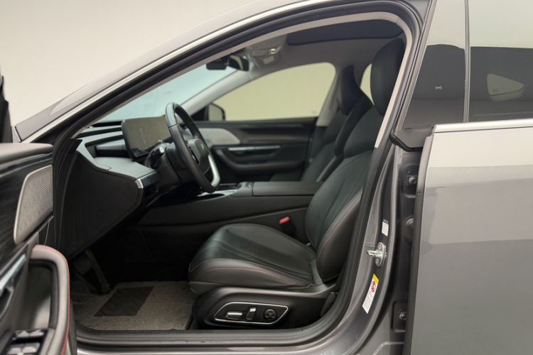 Used XPeng P7 2023 586E Left Front Seat