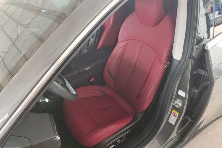 Used XPeng P7 2023 P7i 702 Max Left Front Seat