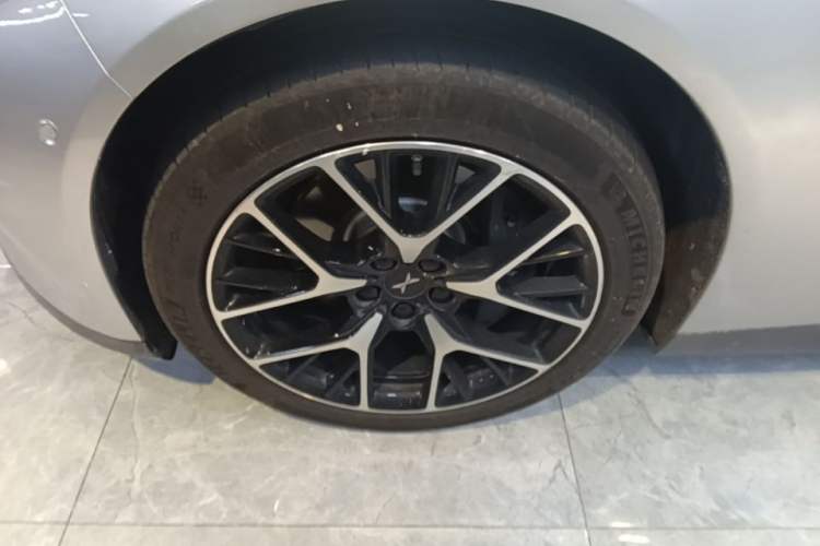 Used XPeng P7 2023 P7i 702 Max Left Front Wheel Hub