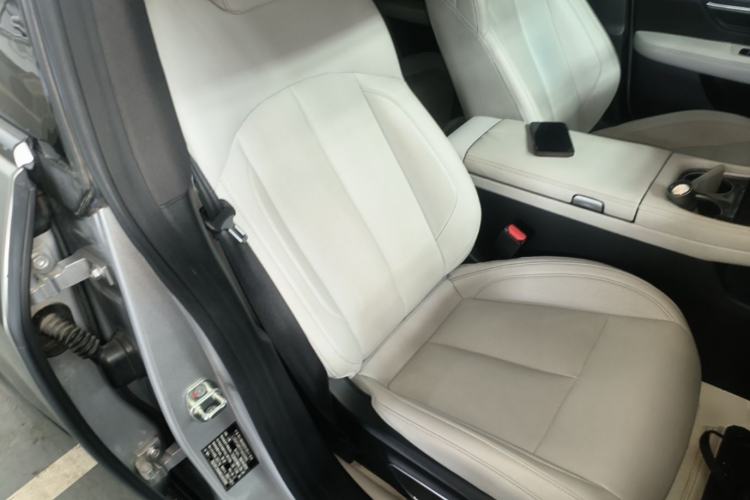Used XPeng P7 2023 P7i 702 Pro Right Front Seat