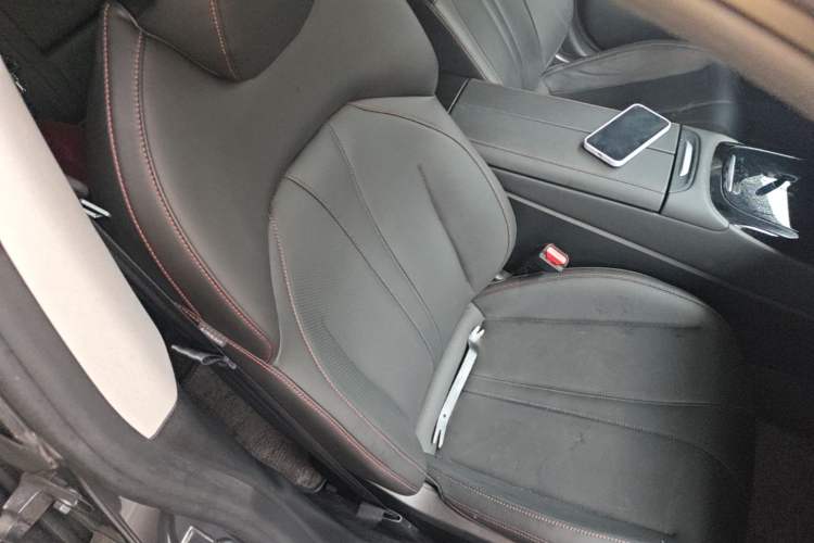 Used XPeng P7 2023 586E Right Front Seat