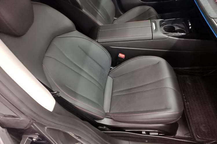 Used XPeng P7 2023 586E Right Front Seat