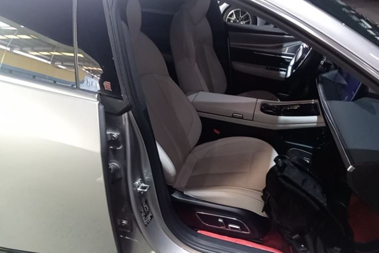 Used XPeng P7 2023 P7i 702 Pro Right Front Seat