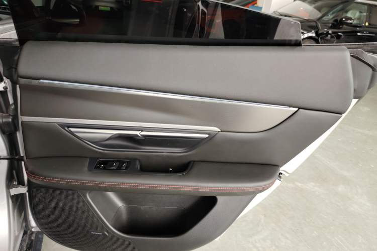 Used XPeng P7 2023 P7i 702 Max Right Rear Door Interior