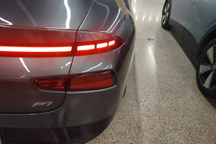 Used XPeng P7 2023 P7i 702 Pro Right Rear Taillight