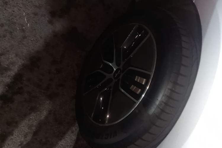 Used XPeng P7 2023 P7i 702 Pro Right Rear Wheel Hub