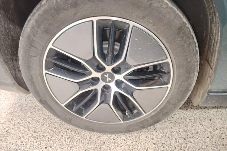 Used XPeng P7 2023 P7i 702 Pro Right Rear Wheel Hub