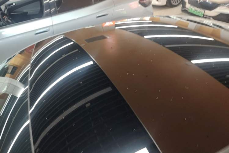 Used XPeng P7 2023 P7i 702 Pro Roof