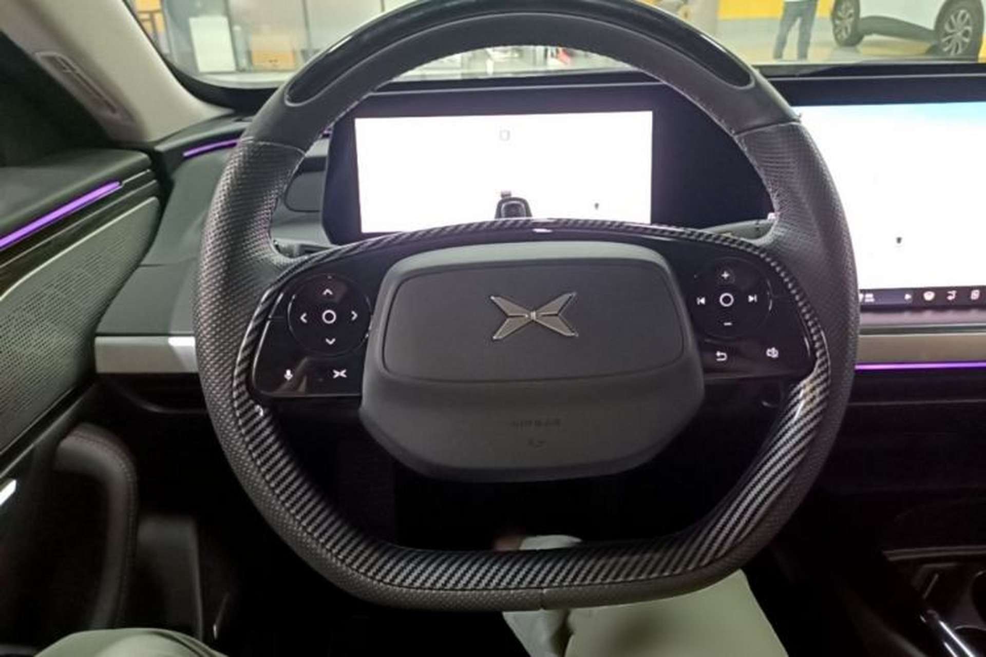 Used XPeng P7 2023 586E Steering Wheel