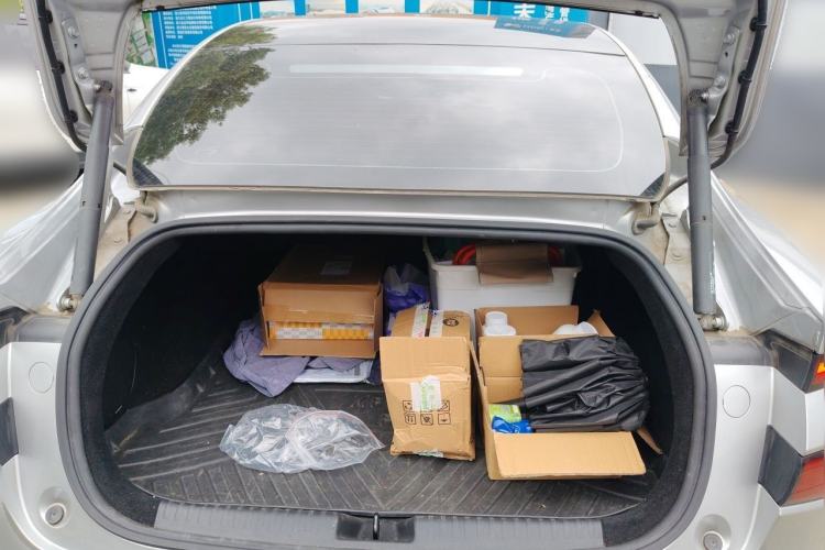 Used XPeng P7 2023 P7i 702 Pro Trunk