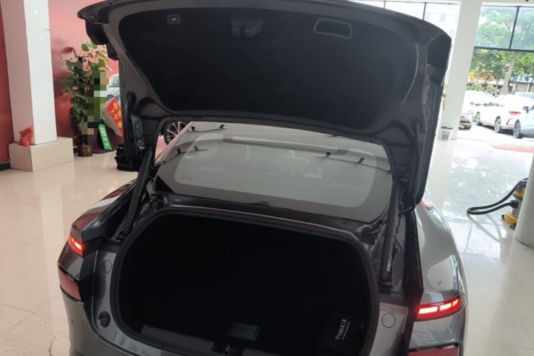 Used XPeng P7 2023 P7i 702 Pro Trunk