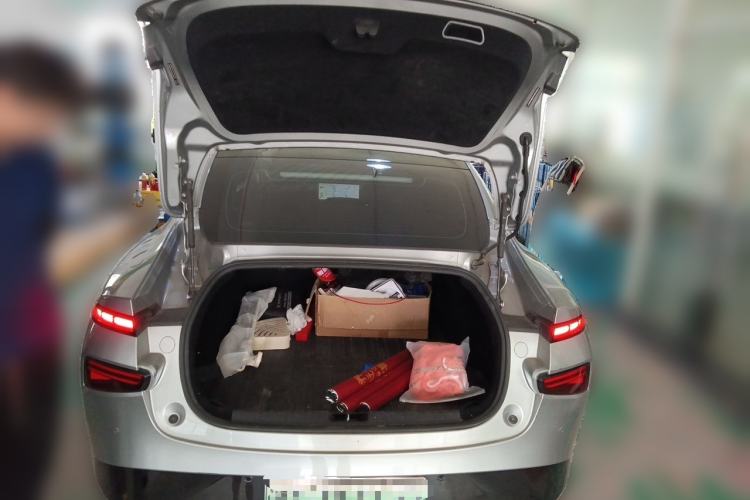 Used XPeng P7 2023 480E Trunk
