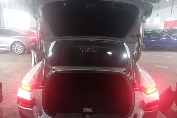 Used XPeng P7 2023 P7i 702 Pro Trunk